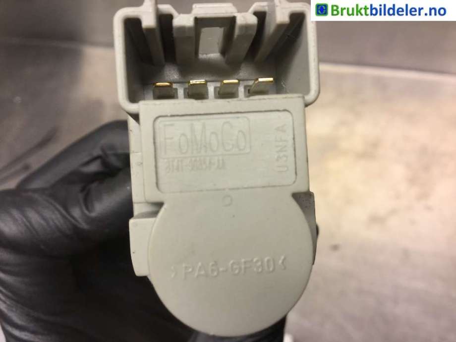 Bryter diverse til Ford Focus 2011-2014 (Type III, Fase 1)  (FORD|8T4T-96854-AA|)