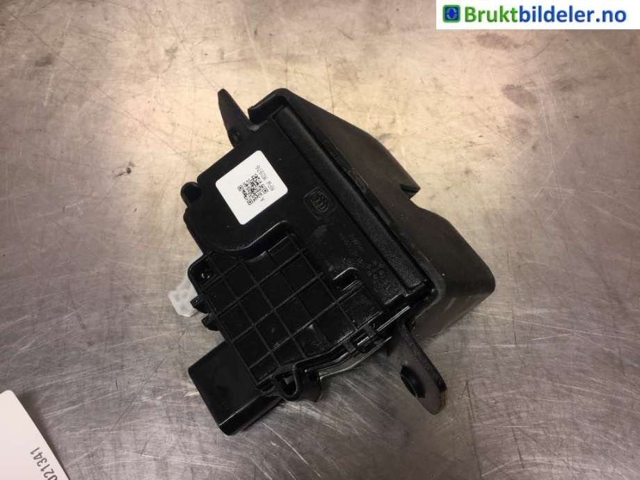 Baklukelås til Kia Sportage 2016-2021 (Type IV)  (KIA|81230D3000|)