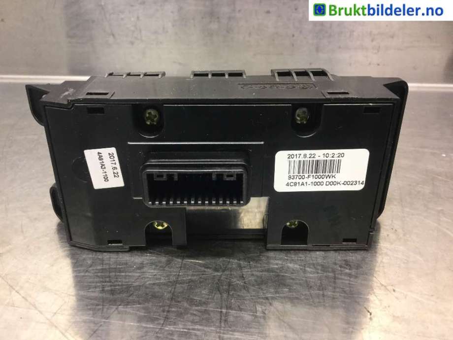 Bryter diverse til Kia Sportage 2016-2021 (Type IV)  (KIA|439700-F1000WK|)
