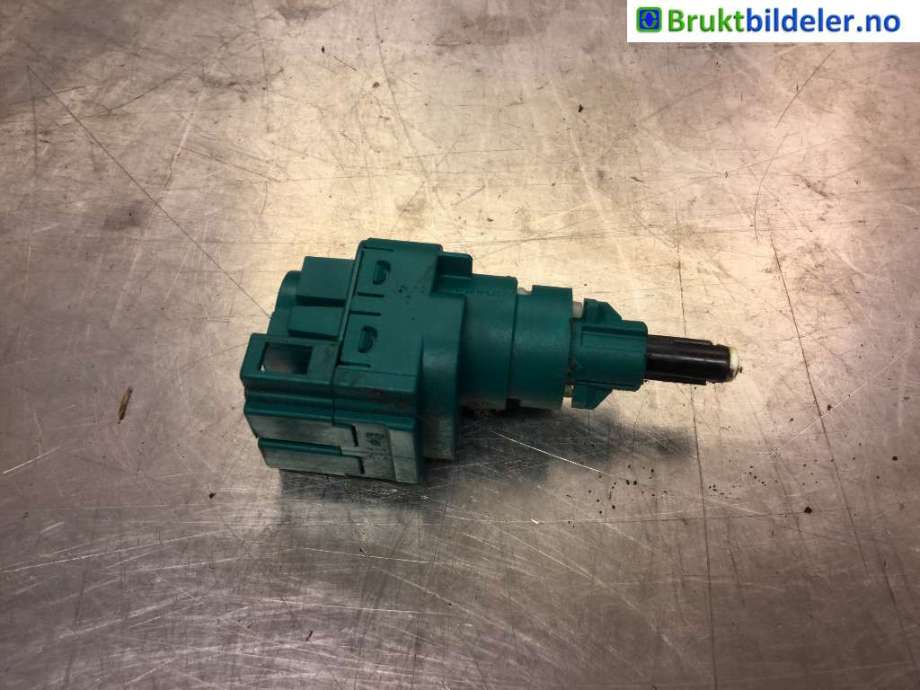 Bryter diverse til VW Transporter / Caravelle 2003-2009 (Fase 1) (T5) (T5) (VOLKSWAGEN|1C0 945 511 A|)