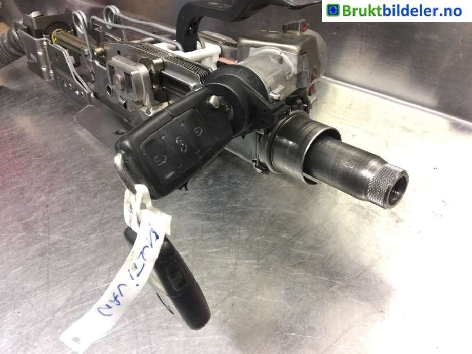 Rattaksel til VW Transporter / Caravelle 2003-2009 (Fase 1) (T5) (T5) (VOLKSWAGEN|7H1 419 501 F|)