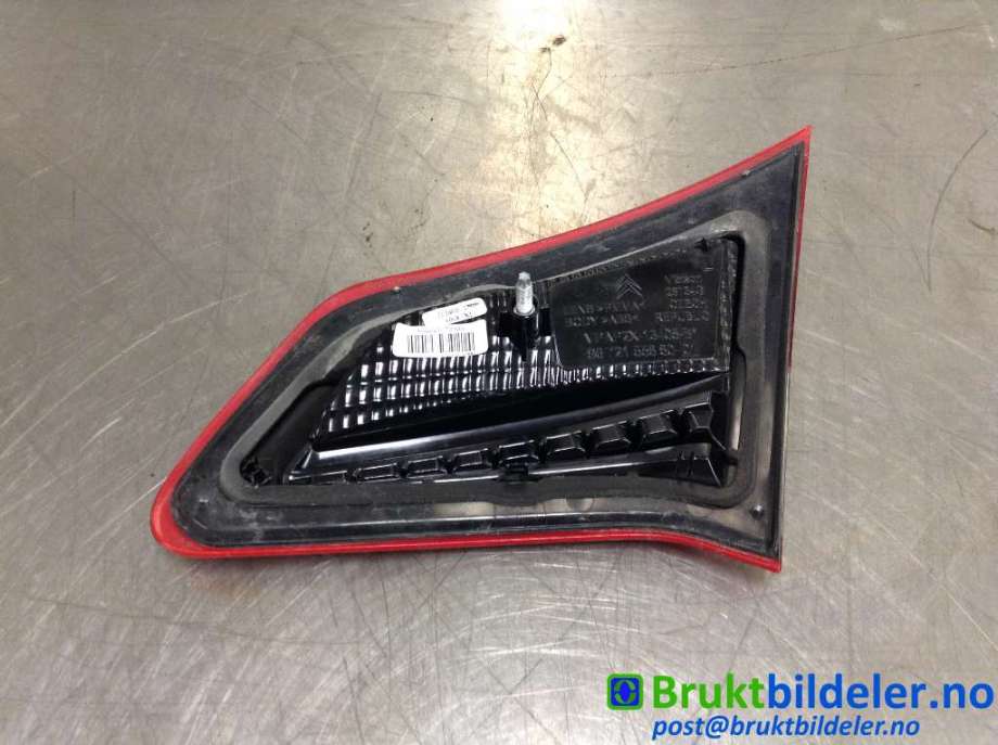 Baklykt venstre indre til Citroën C4 2011-2017 (Type II)  (CITROEN|9672155880-01|)