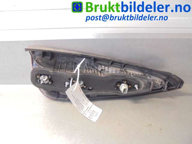 Baklykt venstre til Toyota Yaris Verso 1999-2007 (TOYOTA|8156052331|)