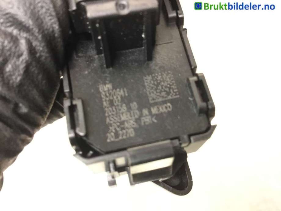 Bryter diverse til BMW X1 2015-2022 (F48) (F48) (BMW|9320641|)