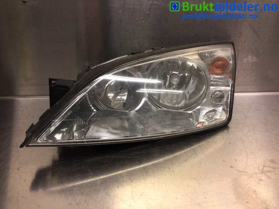 Frontlykt venstre halogen til Ford Mondeo, 2001-2007 (Type III) (FORD|1S71-13006-AL)