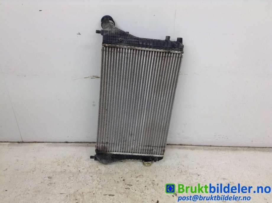 Intercooler til VW Tiguan, 2011-2016 (Type I, Fase 2)  (VOLKSWAGEN|3C0 145 805 AM)