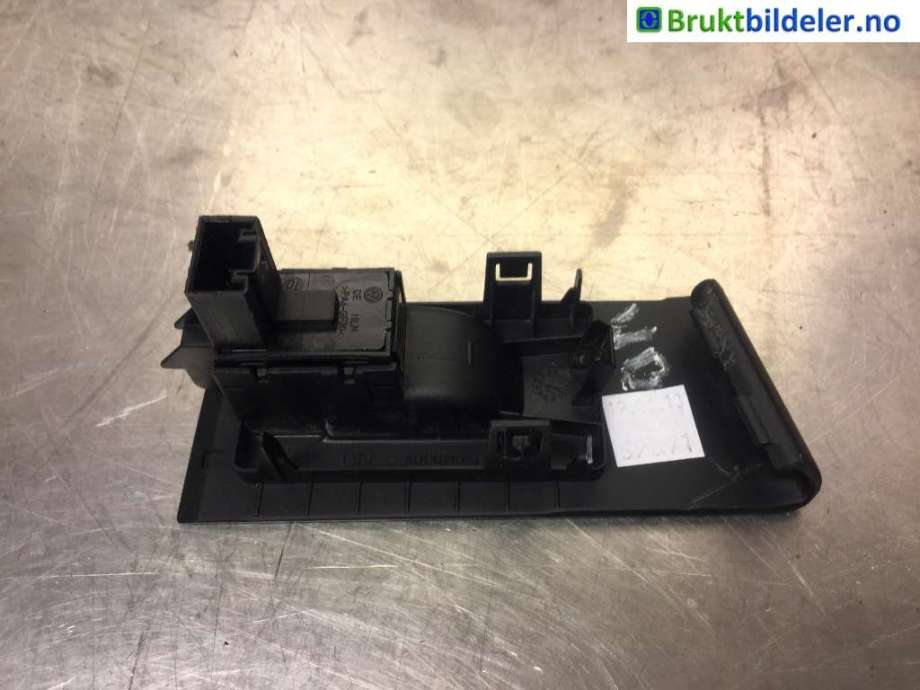 Bryter ruteheis til VW Passat 2011-2015 (B7) (B7) (VOLKSWAGEN|3AA 868 749|)