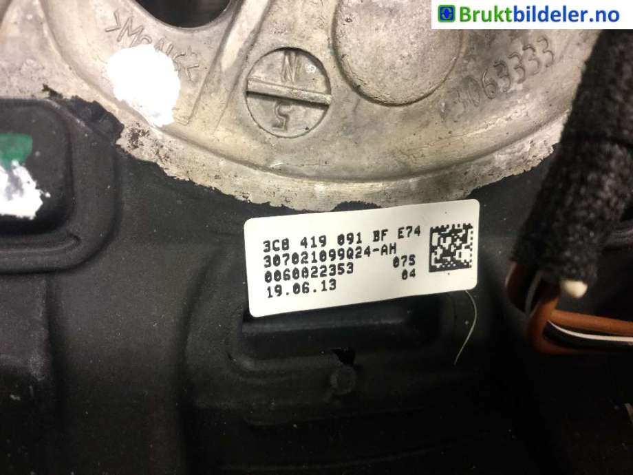 Ratt til VW Passat 2011-2015 (B7) (B7) (VOLKSWAGEN|3C8 419 091 BF|)