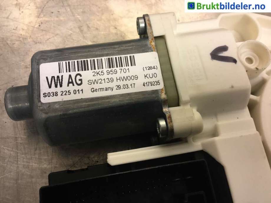 Ruteheis venstre foran til VW Caddy 2015-2020 (Type III, Fase 3)  (VOLKSWAGEN|2K5 959 701|)
