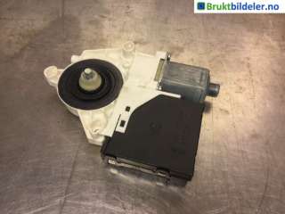 Ruteheis høyre foran til VW Caddy,   (VOLKSWAGEN|2K5 959 702)