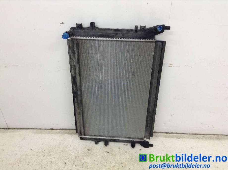 Radiator (automat gir) til VW Golf, Plus/Cross 2009-2013 (Fase 2)  (VOLKSWAGEN|1K0 121 251 BN|993820A B|)