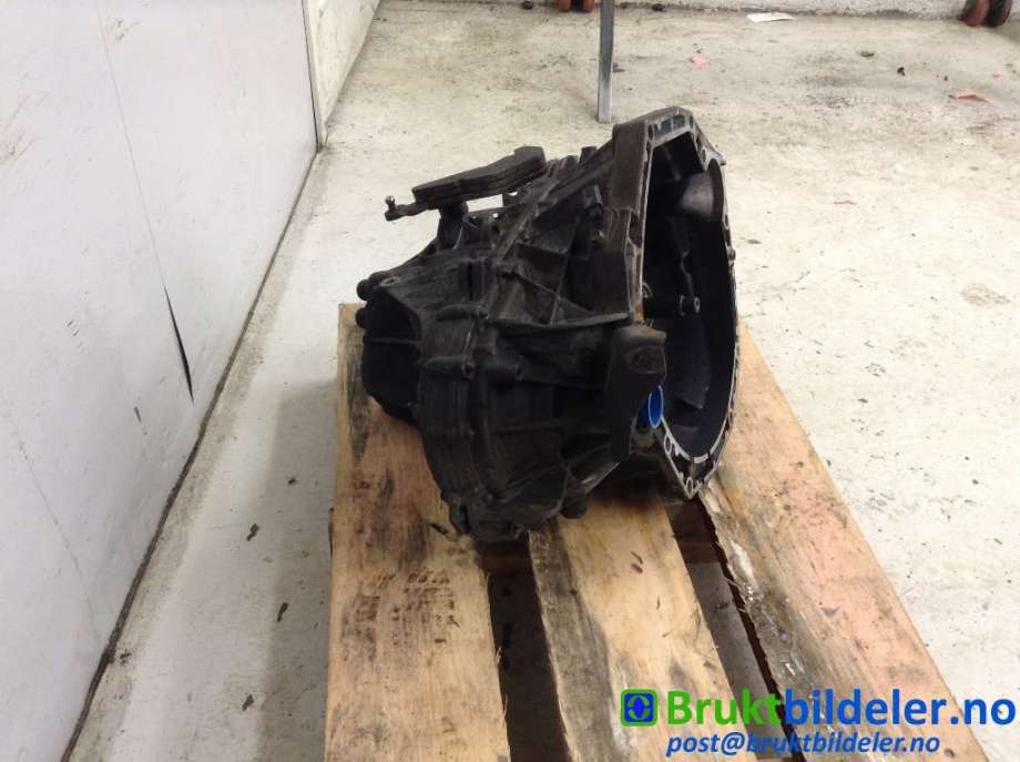Girkasse manuell 6-trinn til Nissan Qashqai 2007-2010 (Type I, Fase 1)  (NISSAN|32010JD500|TL4.113|7701700545)