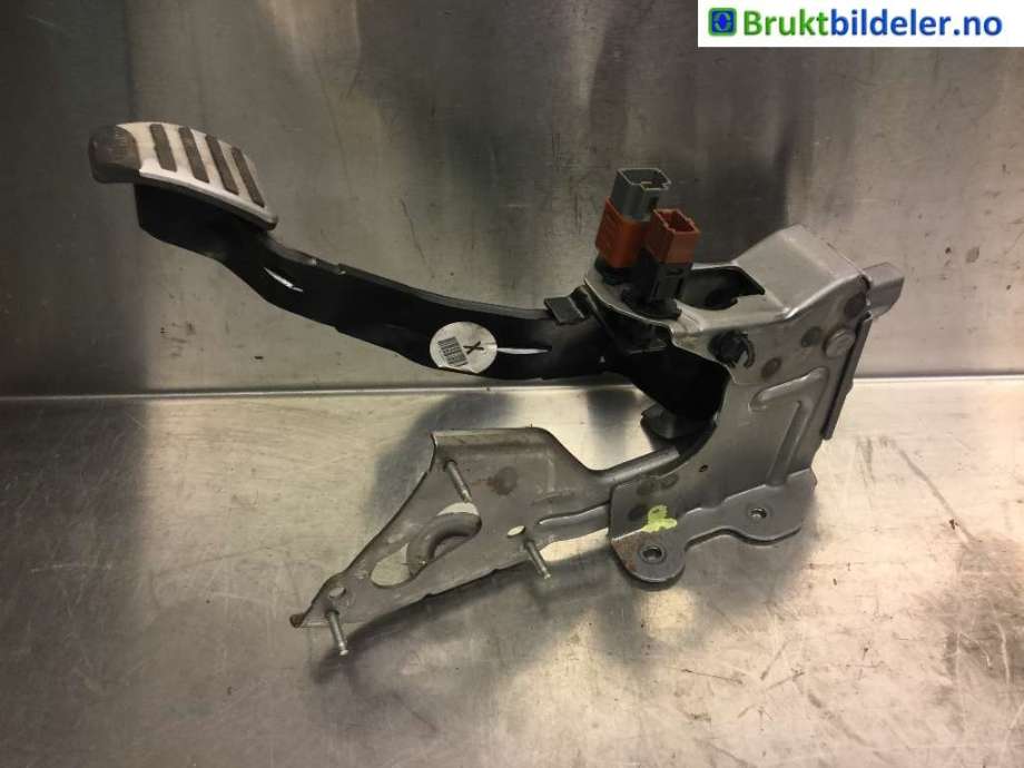 Pedal gass/brems/clutch til Nissan Qashqai 2010-2014 (Type I, Fase 2) (NISSAN|E001046X11|)