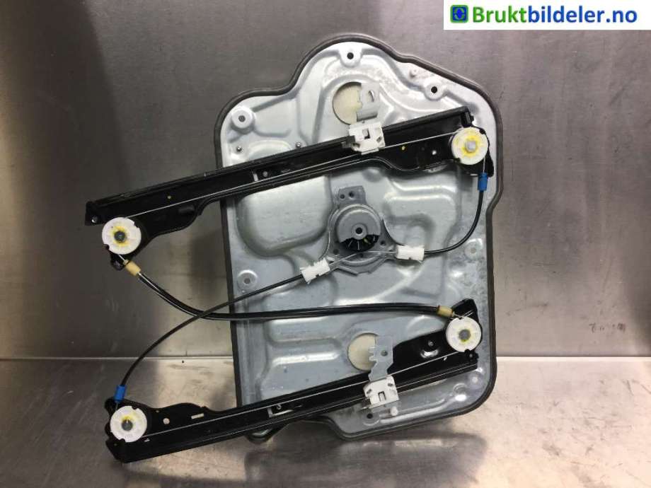 Ruteheis til Nissan Qashqai 2010-2014 (Type I, Fase 2)  (NISSAN|80770 JD00A|)