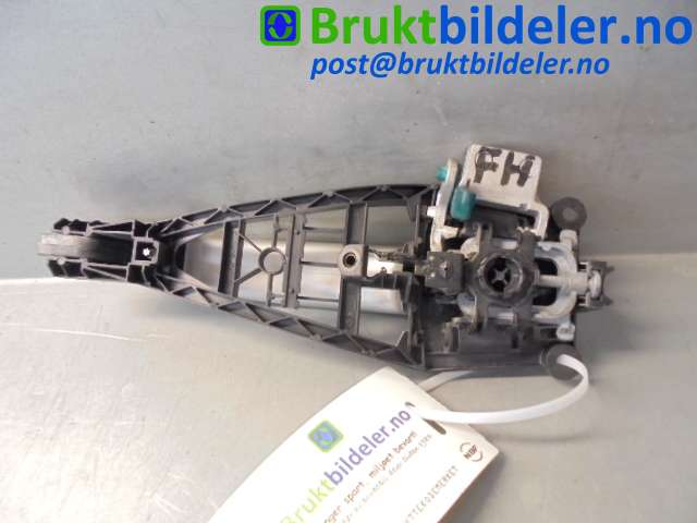 Dørhåndtak utv høyre til Opel Astra H 2004-2009  (OPEL|24463524|)