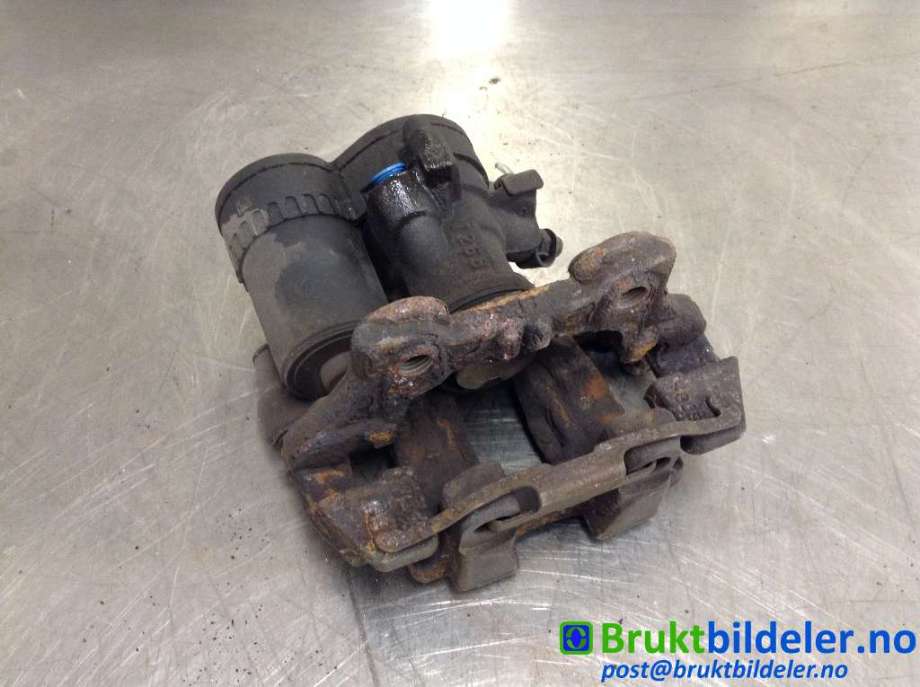 Bremsecaliper venstre bak til BMW X1 2015-2022 (F48) (F48) (34 20 6 883 033|)