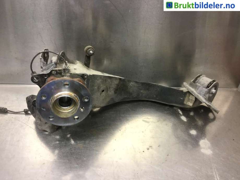 Hjulspindel høyre bak til BMW X1 2015-2022 (F48) (F48) (BMW|33 41 6 851 589||33 30 6 898 964)
