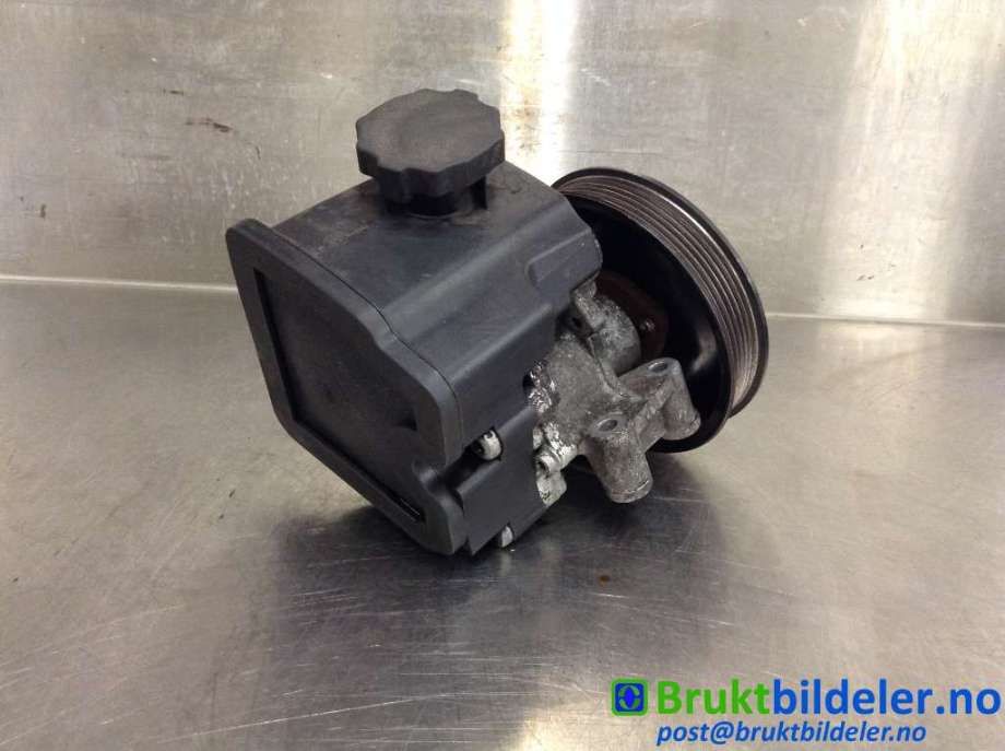 Servo pumpe mekanisk til Mercedes Vito/Viano 2004-2010 (Fase 1) (W639) (W639) (MERCEDES|A 003 466 71 01|)