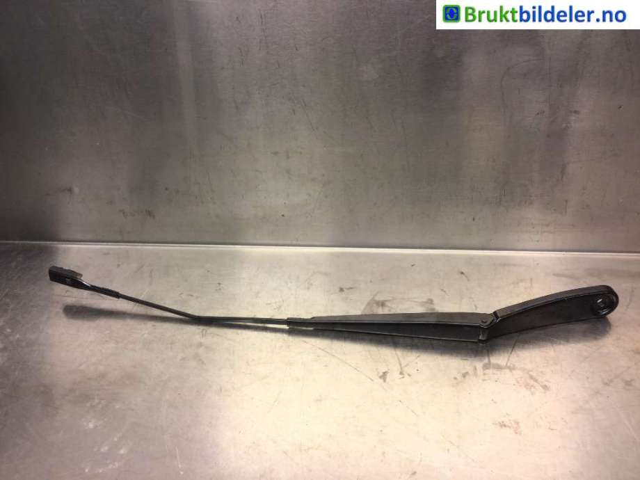 Viskerarmer frontrute til BMW X1 2015-2022 (F48) (F48) (BMW|7360515|)