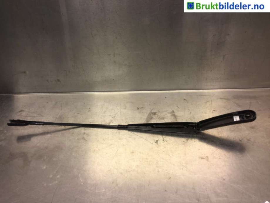 Viskerarmer frontrute til BMW X1 2015-2022 (F48) (F48) (BMW|7360515|)