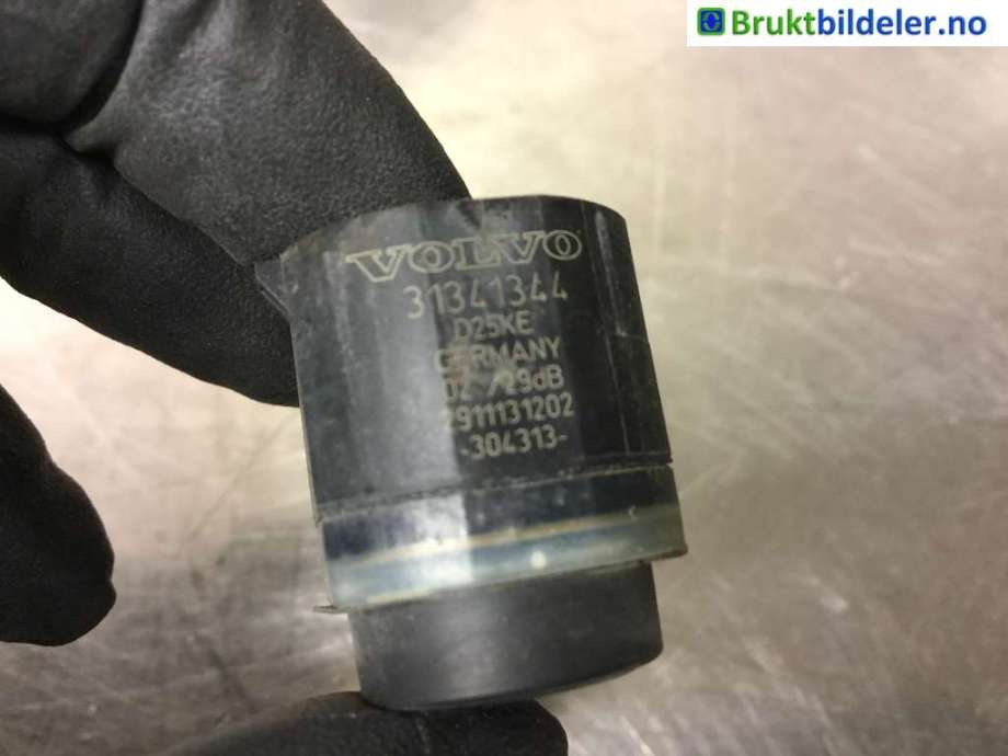 Parkeringssensor foran til Volvo V60/V60 CC 2013-2018 (Type I, Fase 2)  (VOLVO|31341344|)