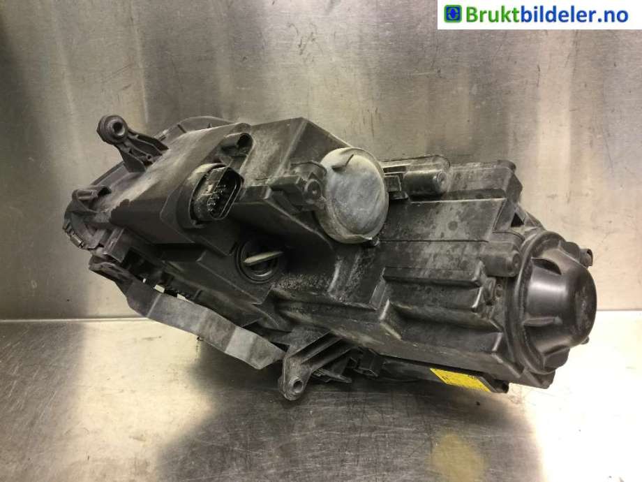Frontlykt høyre halogen til VW Touran 2007-2010 (Type I, Fase 2)  (VOLKSWAGEN|1T1 941 006 C|)