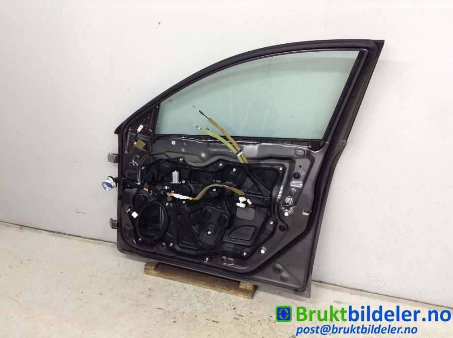 Dør høyre foran til Mazda 3 2009-2013 (Type II)  (MAZDA|BBY4-58-02X|)