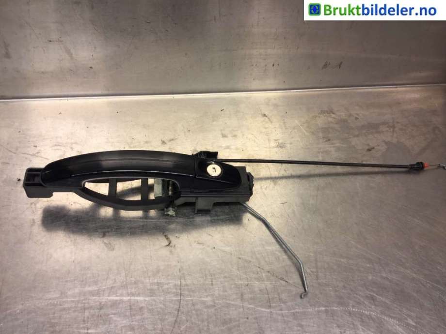 Dørhåndtak utv venstre foran til Ford C-Max, 2010-2015 (Type II, Fase 1)  (FORD|AM51-R224A37-BB)