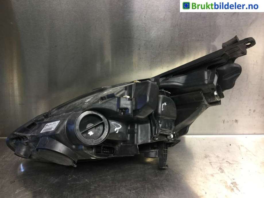 Frontlykt høyre xenon til Ford C-Max 2010-2015 (Type II, Fase 1) (FORD|AM51-13D154-AE|89502240|)