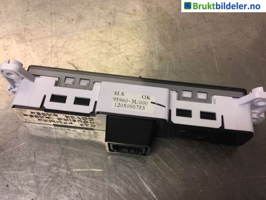 Bryter diverse til Kia Sportage 2010-2016 (Type III)  (KIA|95960-3U000|)