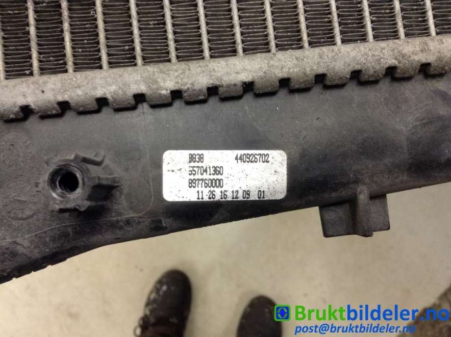 Radiator (manuell gir) til Fiat Punto 2010-->> (Type III, Fase 2) EVO EVO (FIAT|557041360|440926702|897760000)