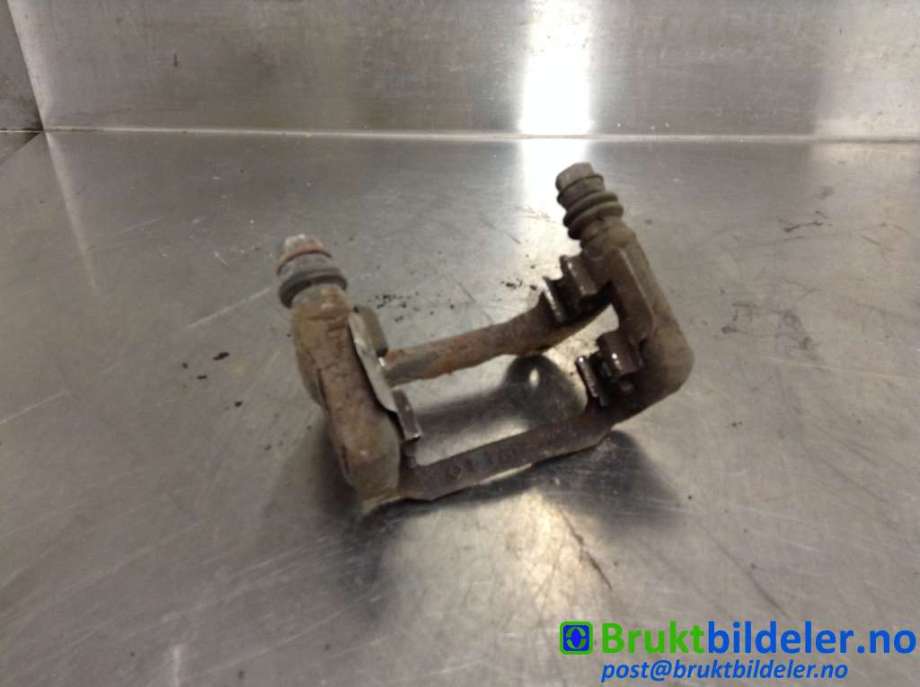Bremsecaliper brakett til Mini One/Cooper, 2007-2014 (R55-57) (R55-57) (MINI|34 21 6 776 927)