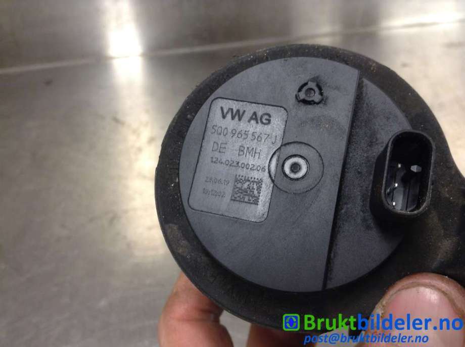 Sirkulasjonspumpe til VW Passat 2015-2019 (Fase 1) (B8) (B8) (VOLKSWAGEN|5Q0 965 567 J|124 023 002 06|)