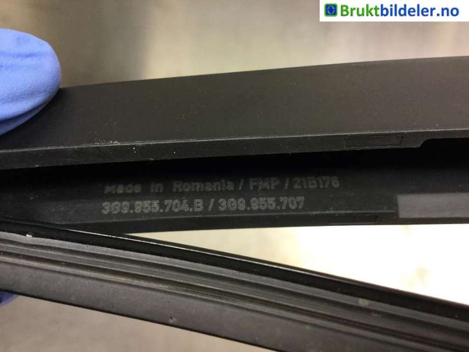 Viskerarm bakrute til VW Passat 2015-2019 (Fase 1) (B8) (B8) (VOLKSWAGEN|3G9 955 704 B|)