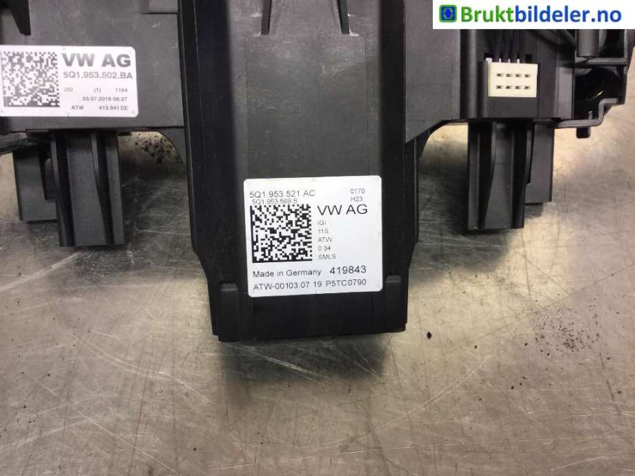 Bryter combi til VW Passat 2015-2019 (Fase 1) (B8) (B8) (VOLKSWAGEN|5Q1 953 521 AC|)