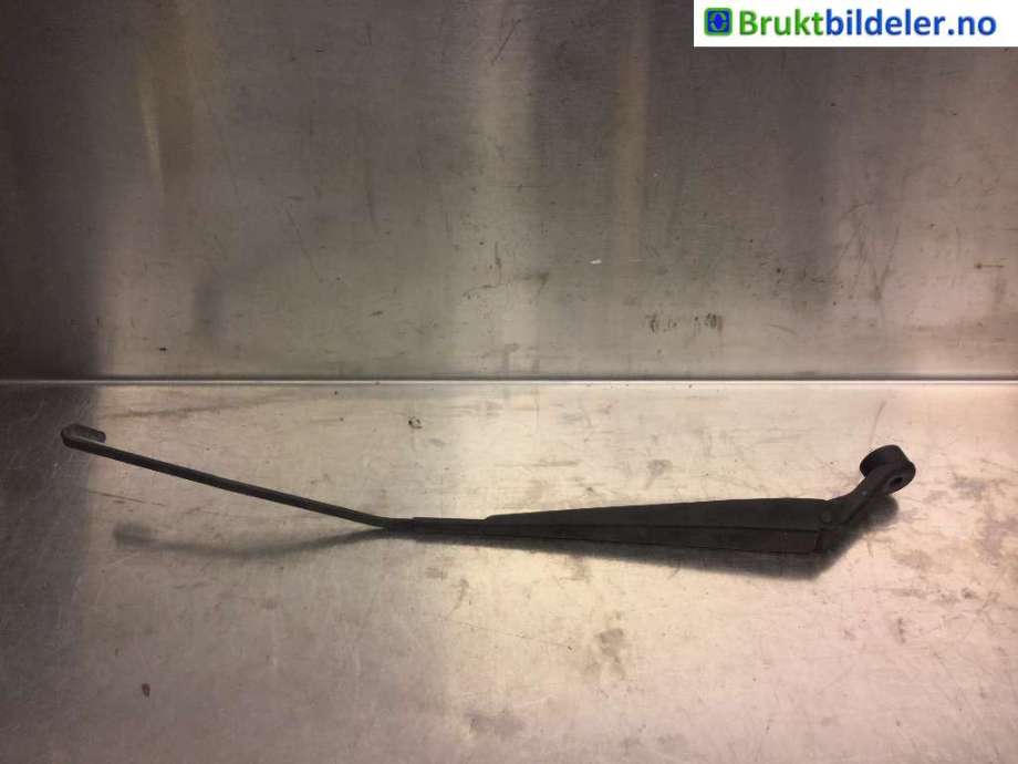 Viskerarmer frontrute til Suzuki Swift, 2005-2010  (SUZUKI|)