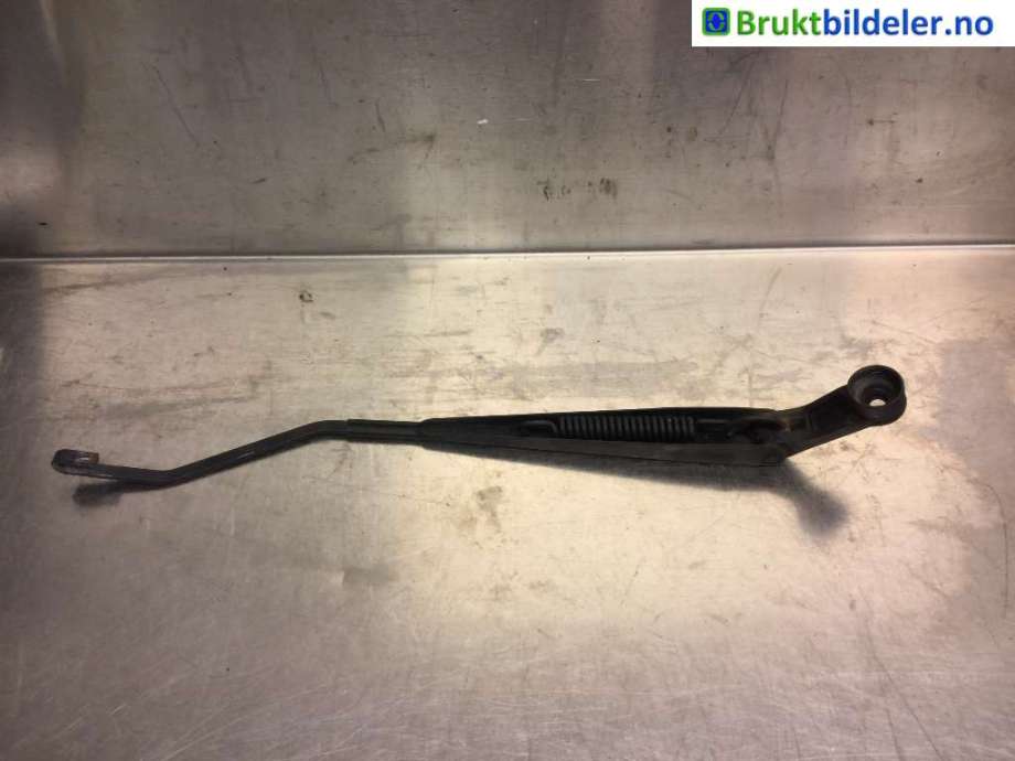 Viskerarmer frontrute til Suzuki Swift 2005-2010 (SUZUKI||A3836)