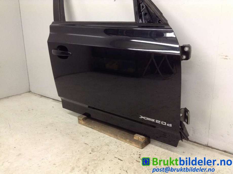 Dør høyre foran til BMW X3 2007-2010 (Fase 2) (E83) (E83) (BMW|41 00 3 451 016|)