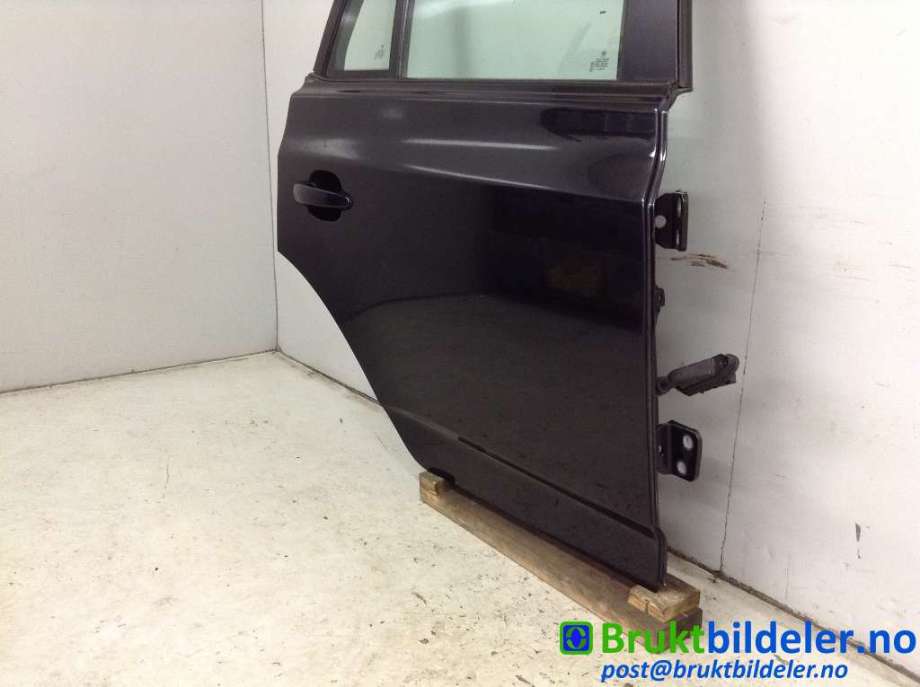 Dør høyre bak til BMW X3 2007-2010 (Fase 2) (E83) (E83) (BMW|41 00 3 449 338|)