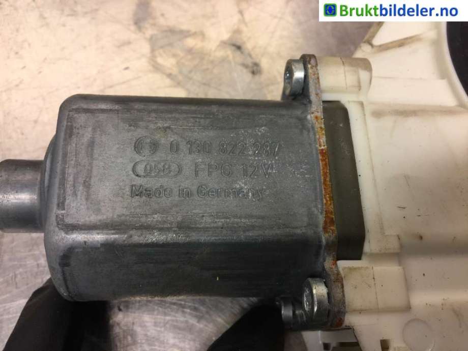 Ruteheis venstre foran til Ford S-Max 2010-2015 (Type I, Fase 2) (FORD||0 130 822 287)