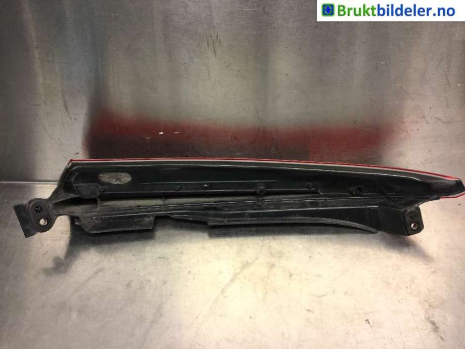 Baklykt høyre til Volvo XC90 2002-2006 (Type I, Fase 1)  (VOLVO|30678221|)