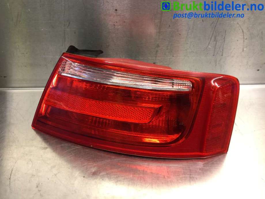 Baklykt høyre til Audi A5 2007-2016 (Type I)  (AUDI|8T0 945 096|)