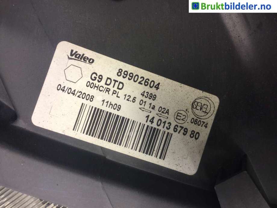 Frontlykt høyre halogen til Peugeot Expert 2007-2016 (Type II)  (14 013 679 80|89902604|)