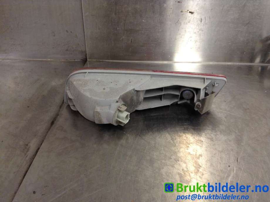 Baklykt fra støtfanger til Mitsubishi Outlander 2012-2015 (Type III, Fase 1) (MITSUBISHI|)