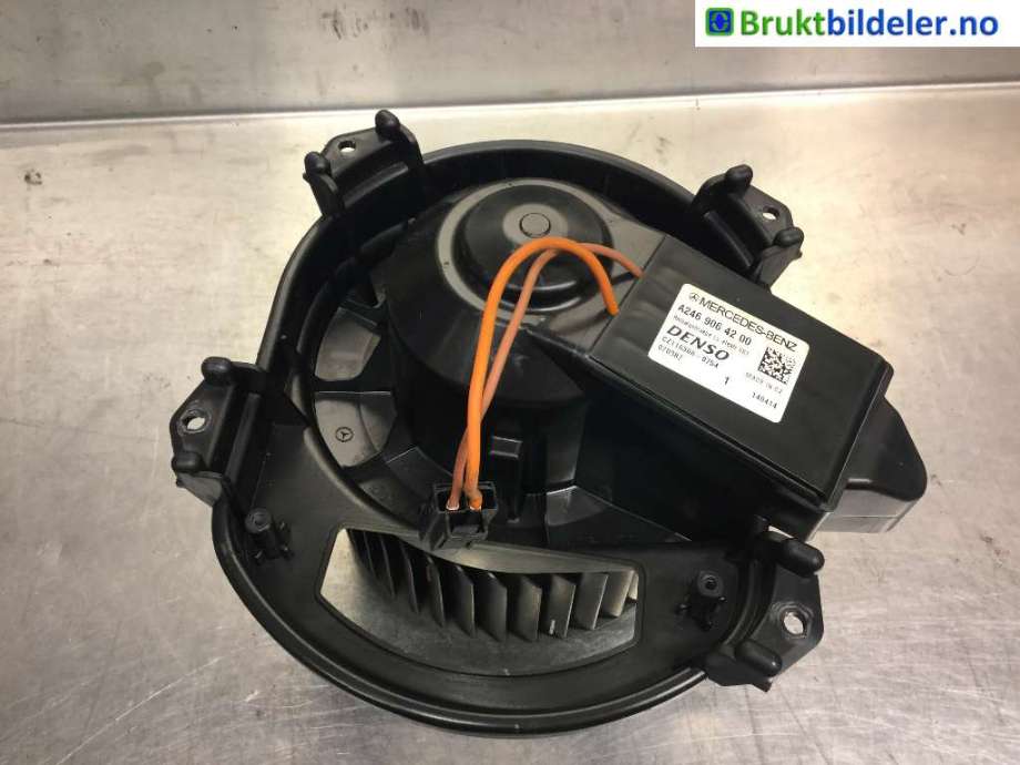 Varmeapparat motor til Mercedes A-Klasse 2012-2018 (W176) (W176) (MERCEDES|A 246 906 42 00|)