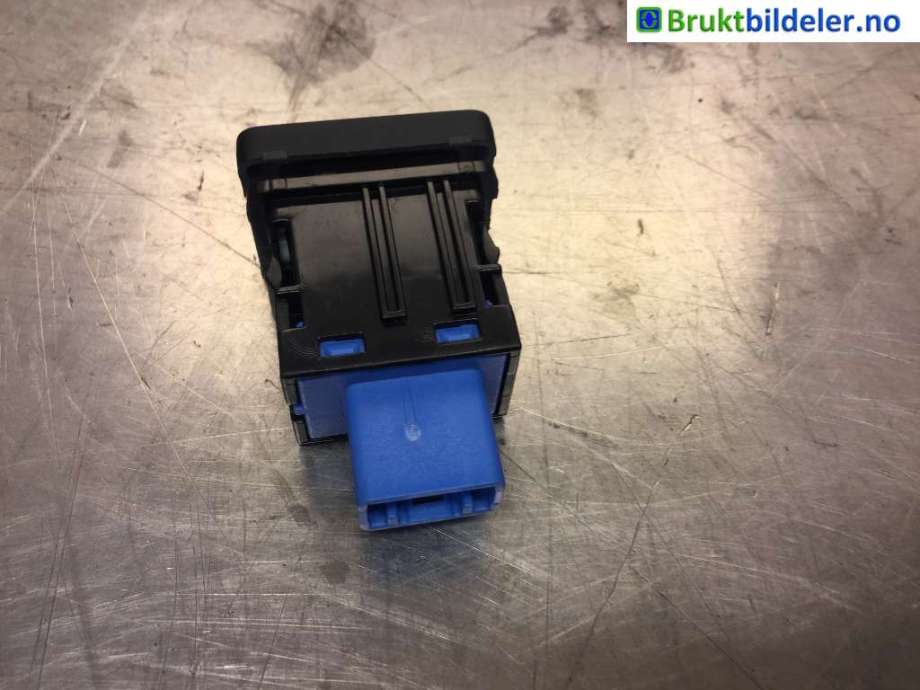 Bryter Antispinn til Mitsubishi Outlander 2012-2015 (Type III, Fase 1)  (MITSUBISHI|)