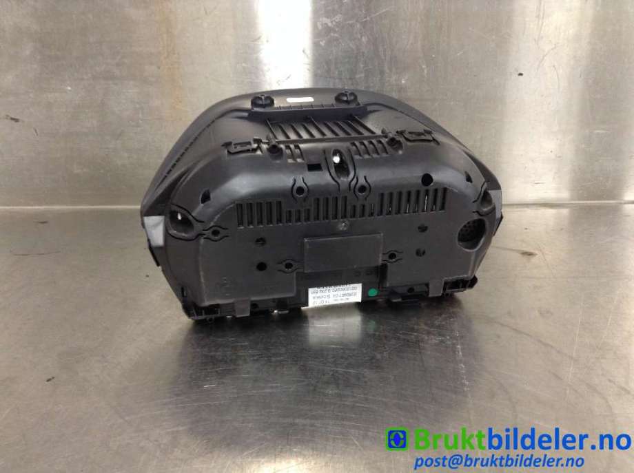 Instrumentpanel til BMW 1-Serie 2011-2015 (Fase 1) (F20/F21) (F20/F21) (BMW|6210 9 287 455|176494 11|2359967-04)