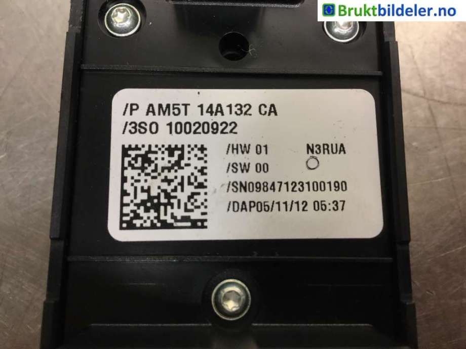 Bryter ruteheis til Ford Focus 2011-2014 (Type III, Fase 1)  (FORD|AM5T-14A132-CA|10020922|)
