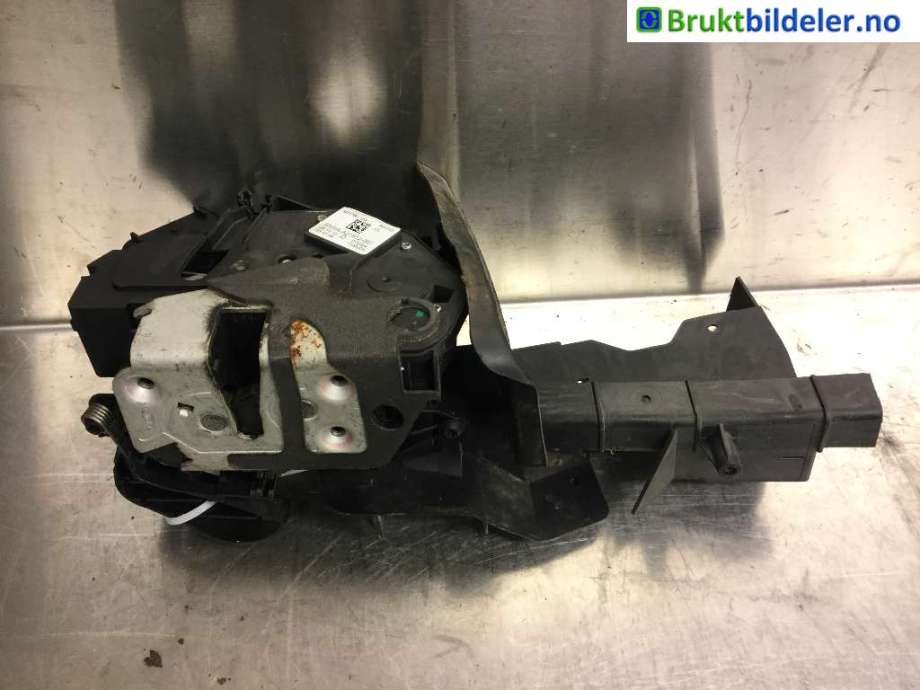 Låsekasse høyre foran til Ford Focus, 2011-2014 (Type III, Fase 1)  (FORD|BM5A-A21812-BE)