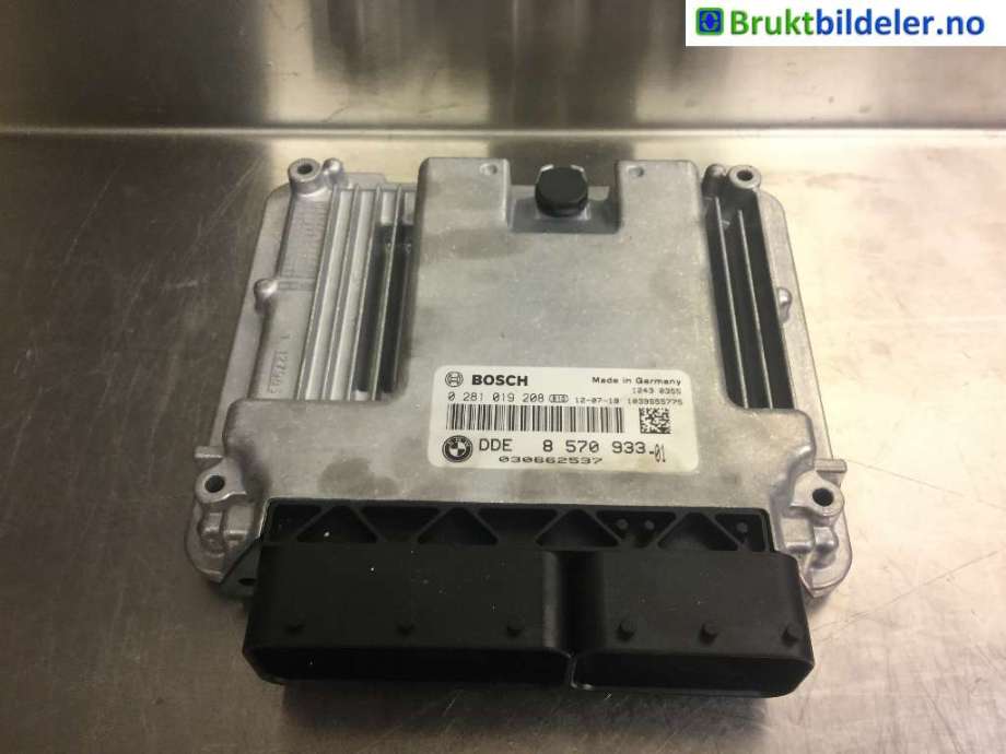 Styreenhet motor til BMW 1-Serie 2011-2015 (Fase 1) (F20/F21) (F20/F21) (BMW|8 570 933-01|0 281 019 208|)